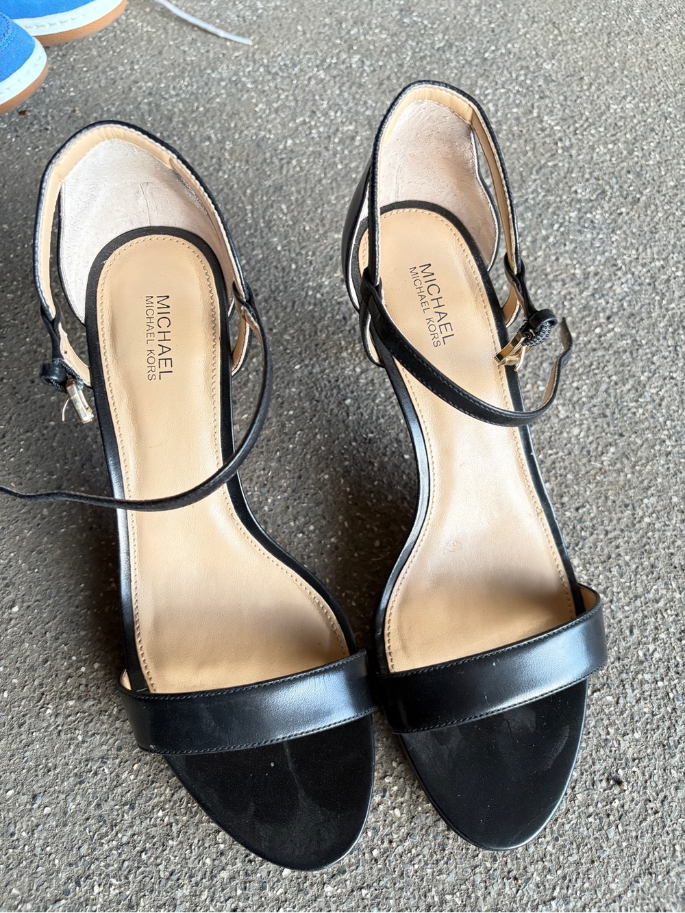 Size 8.5 Michael Kors Black Open-Toe Ankle-Strap Sandals